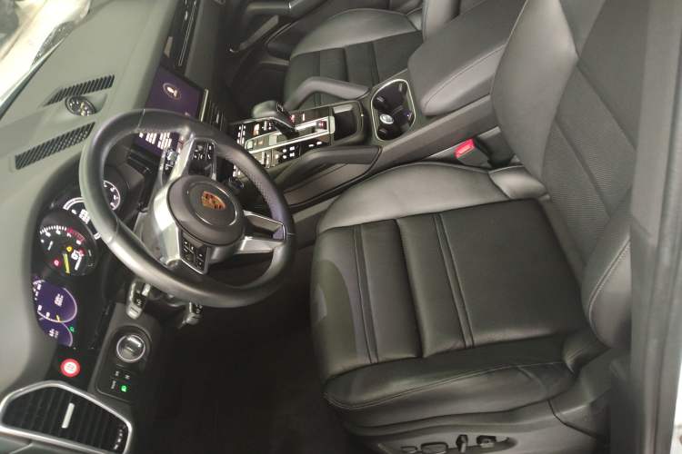 Used Porsche Cayenne E-Hybrid 2023 Cayenne E-Hybrid 2.0T Platinum Edition