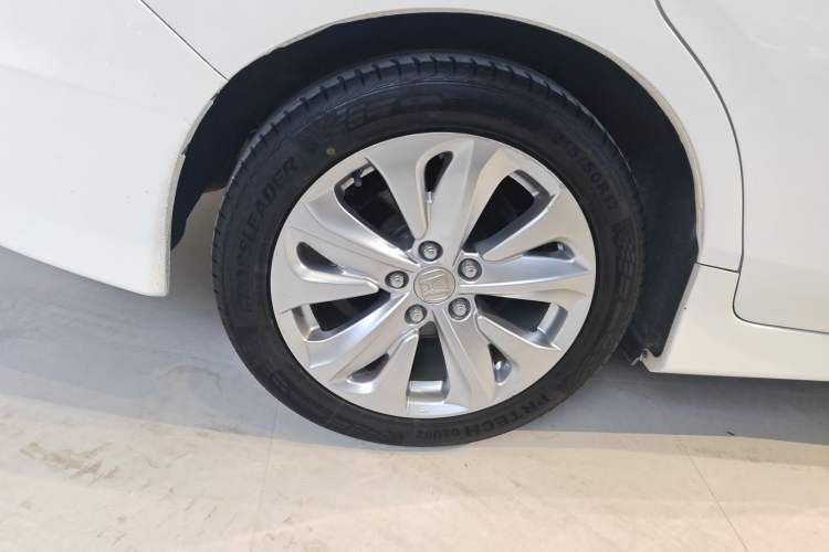 Used Honda Jade 2017 1.8L automatic Comfort version 5 seats