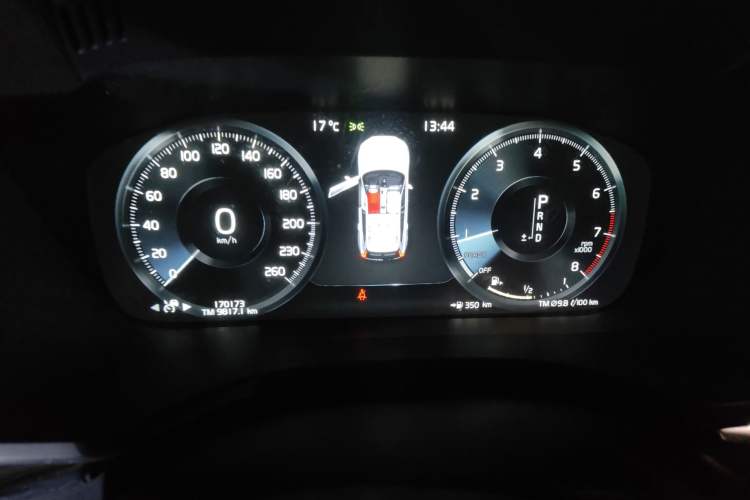 Used Volvo XC60 2019 T5 4x4 Smart Edition China V Standard