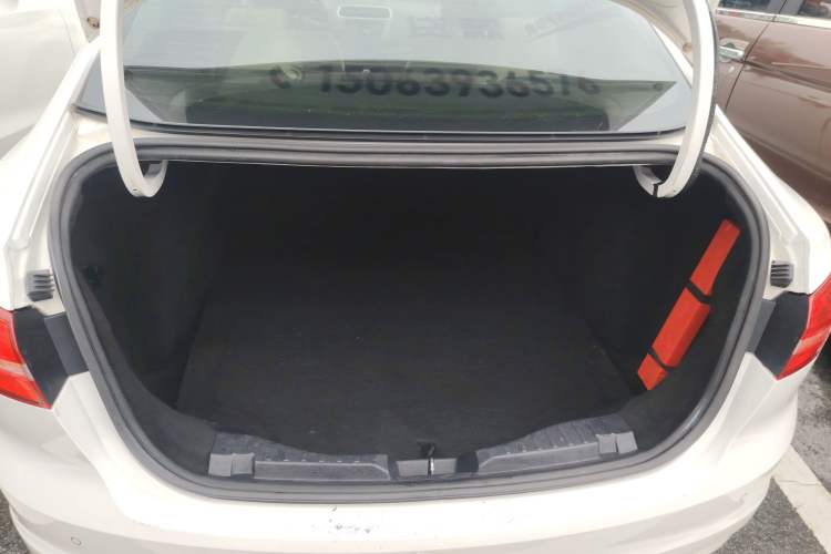 Used Ford Escort 2015 1.5L Manual Comfort Model
