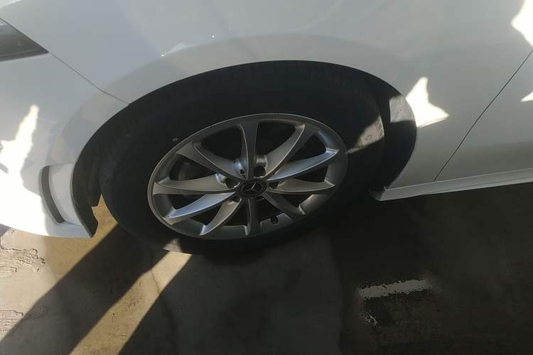 Used Mercedes-Benz A-Class 2021 A 200 L Sport Sedan Fashion Model
