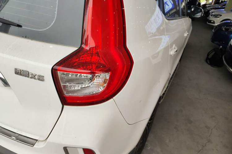 Used Geely Auto Vision X6 2016 1.3T CVT Flagship Model