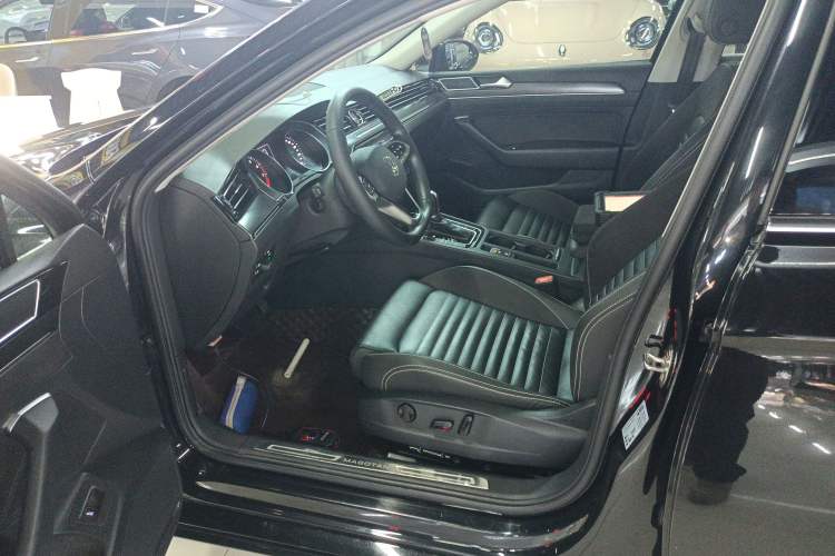 Used Volkswagen Magotan 2020 330TSI DSG Leading Model
