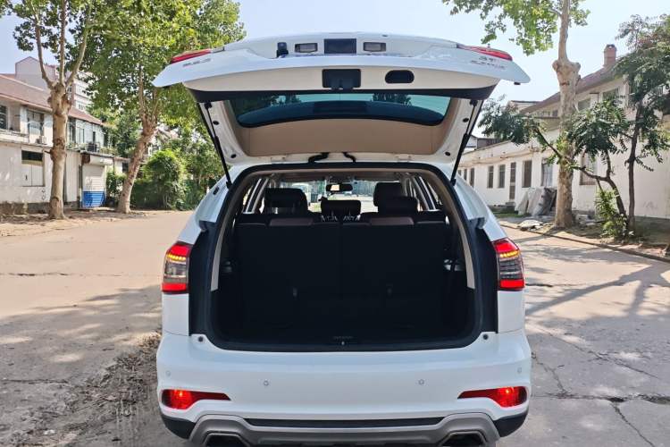 Used BYD S7 2017 2.0T Automatic Prestige Edition
