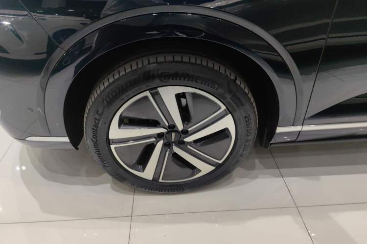 Used Wey Lanshan 2025 Four-Wheel Drive Max
