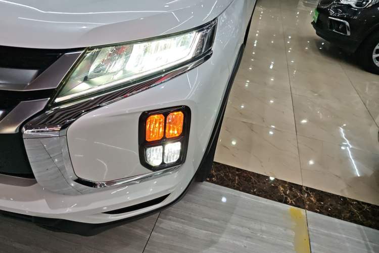 Used Mitsubishi ASX 2020 2.0L CVT Smart Edition
