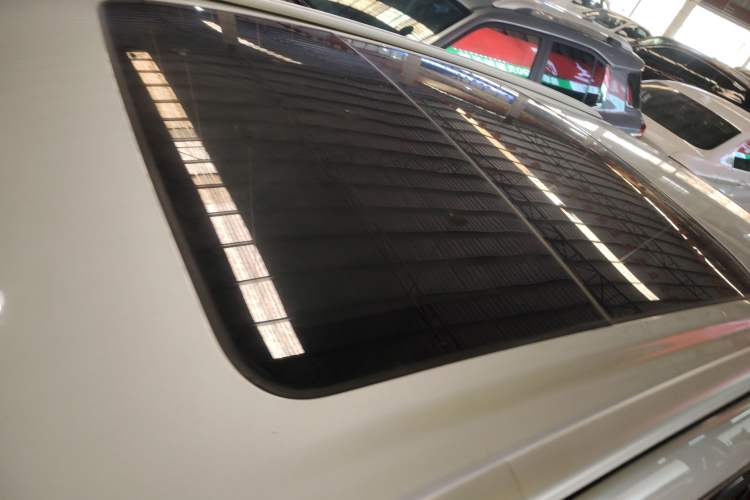 Used Geely Auto Emgrand X7 Sport 2020 1.8TD DCT Two-Wheel Drive Smart Connect 4G-Enabled Version
