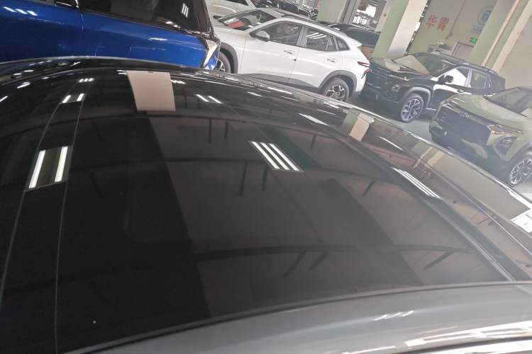 Used Roewe i6 MAX New Energy 2022 EV 500 Skyroof Flagship Edition
