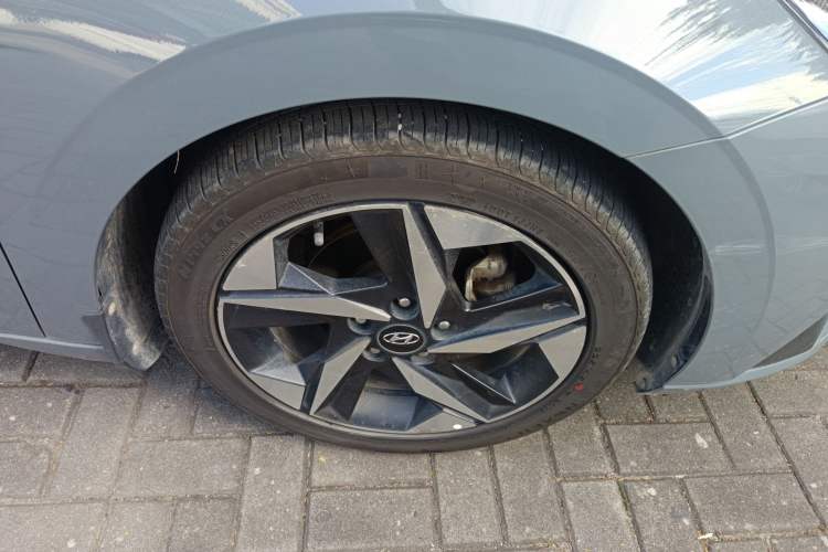 Used Hyundai Elantra 2021 1.5L CVT LUX Prestige Edition
