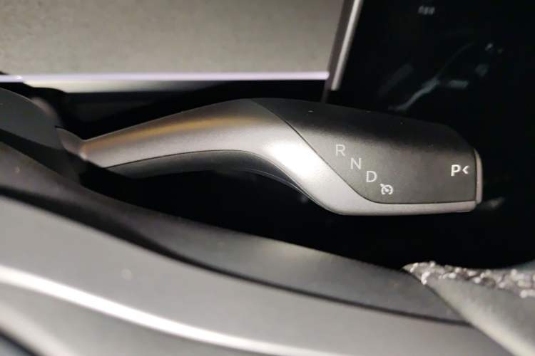 Used Tesla Model Y 2024 Long-Range All-Wheel-Drive Version