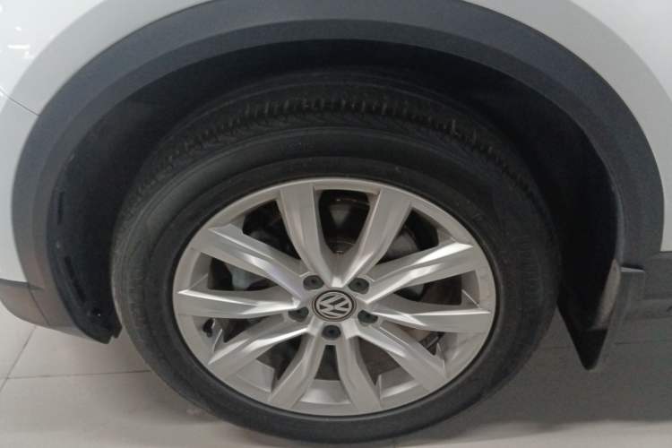 Used Volkswagen T-ROC 2020 230TSI DSG Two-Wheel Drive Advanced Version
