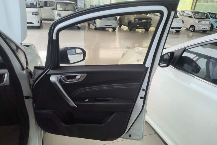 Used Geely Auto Vision X3 2020 1.5L CVT Luxury Model
