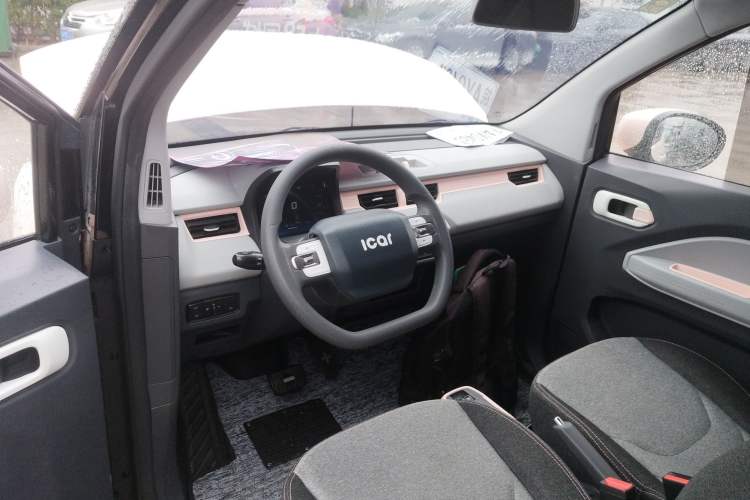 Used Chery QQ Ice Cream 2022 170km Sundae Phosphate Lithium-Ion
