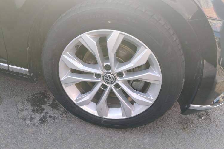 Used Volkswagen Magotan 2017 330TSI DSG Luxury Model
