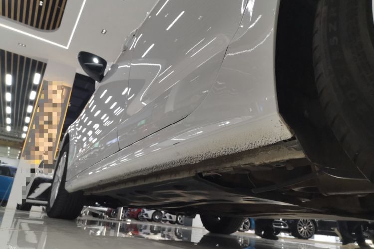 Used Volkswagen Sagitar 2015 1.6L Automatic Fashion Model
