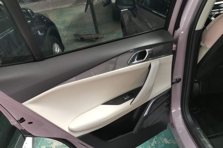 Used Lynk & Co 06 2023 Remix 1.5T Shero
