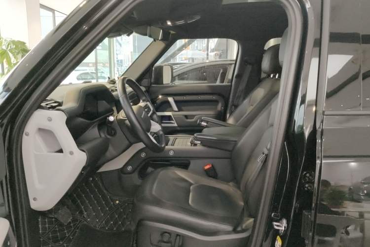 Used Land Rover Defender 2023 Facelift 110 3.0T P400 X-DYNAMIC HSE
