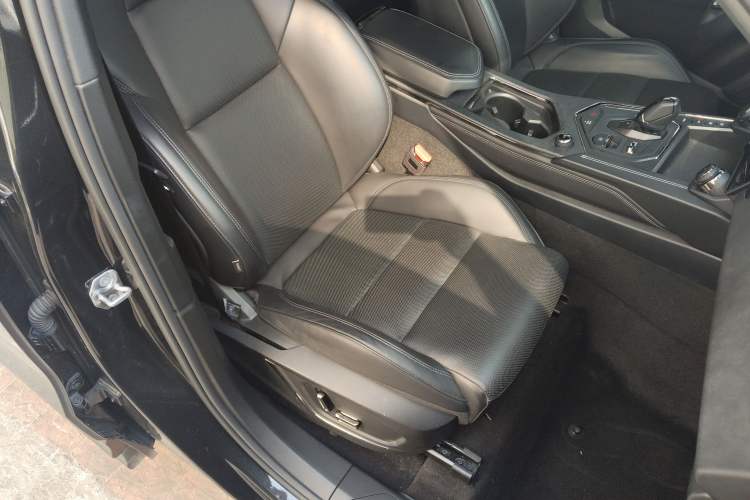 Used Lynk & Co 01 EM-P 2021 1.5TD PHEV Halo
