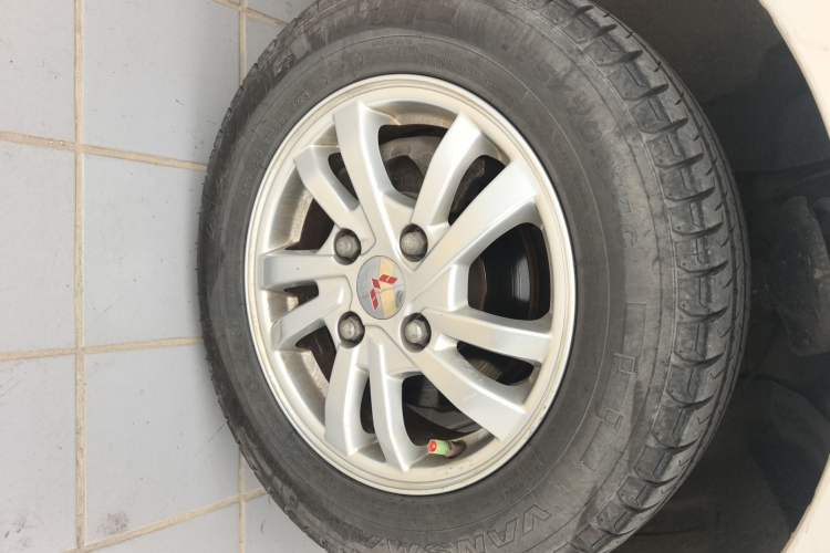 Used Wuling Hongguang 2019 1.5L S Comfort Edition China VI LAR
