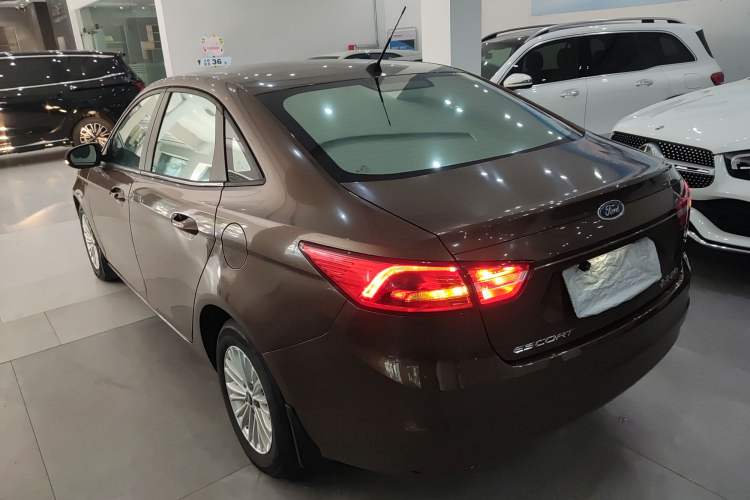 Used Ford Escort 2015 1.5L Automatic Comfort Model
