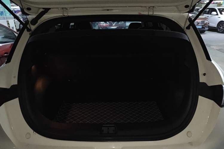 Used BYD Dolphin 2021 405 km Fashion Edition
