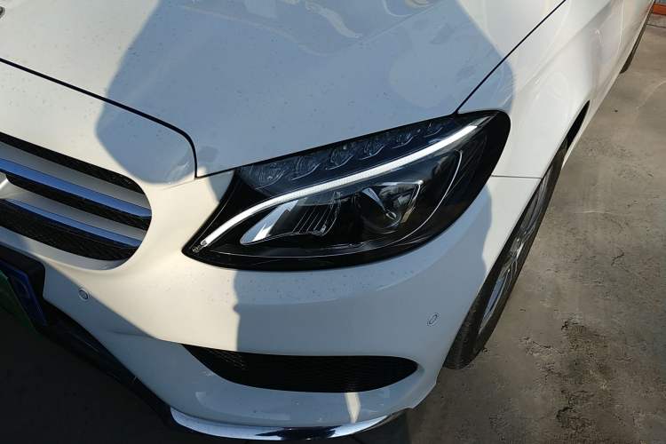 Used Mercedes-Benz C-Class 2017 Facelift C 200 L Sport Edition
