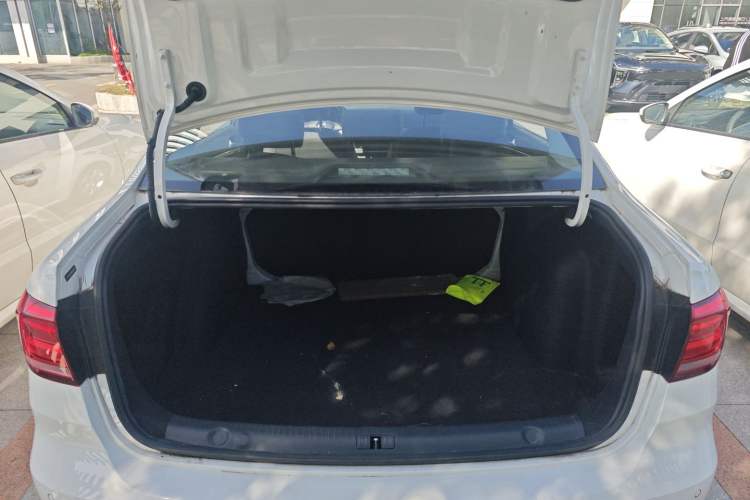 Used Volkswagen Lavida 2019 Lavida Start 1.5L Automatic Trendy Version China VI Standard