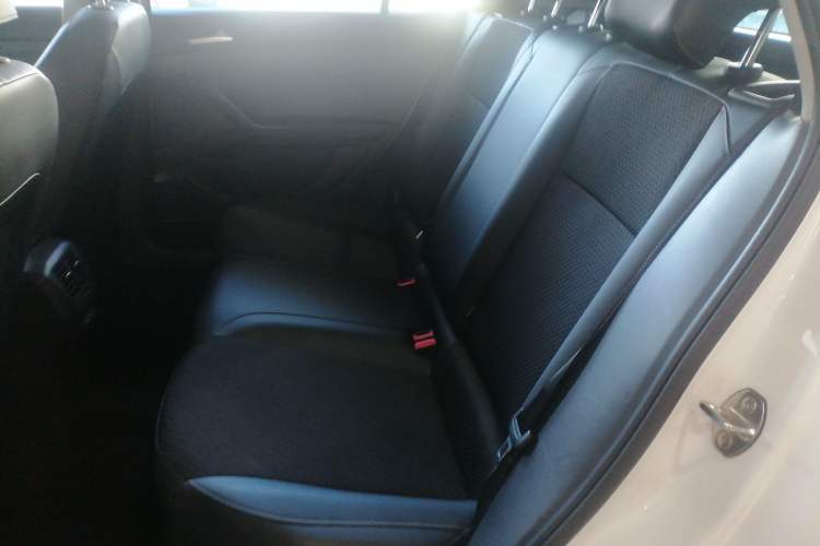 Used Volkswagen Tacqua 2023 200TSI DSG Joy-Connect Edition