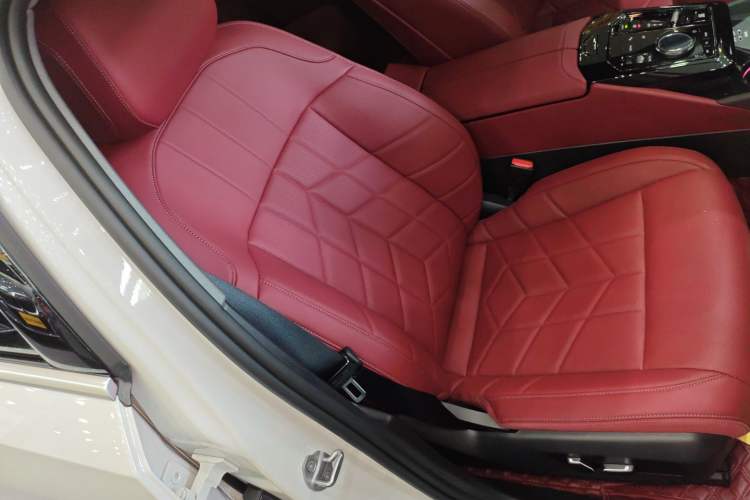 Used BMW 5 Series 2024 530Li Leading Model M Sport Package