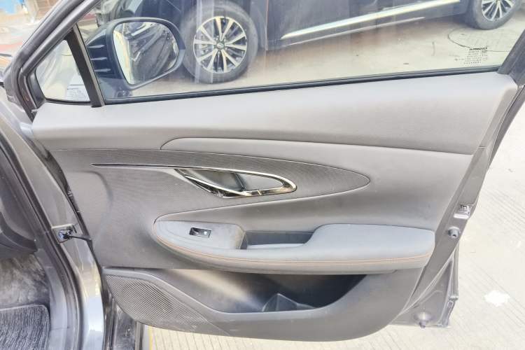 Used Changan UNI-T 2022 1.5T Sport Edition Flagship Version
