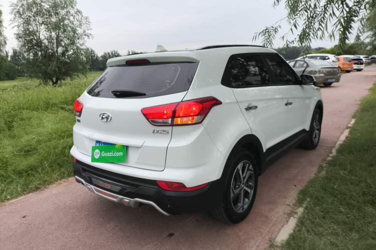 Used Hyundai ix25 2017 1.6L Automatic Smart Version
