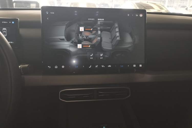 Used  Titanium 3 2025 501 km Range Rear-Wheel Drive Intelligent Driving Max Edition