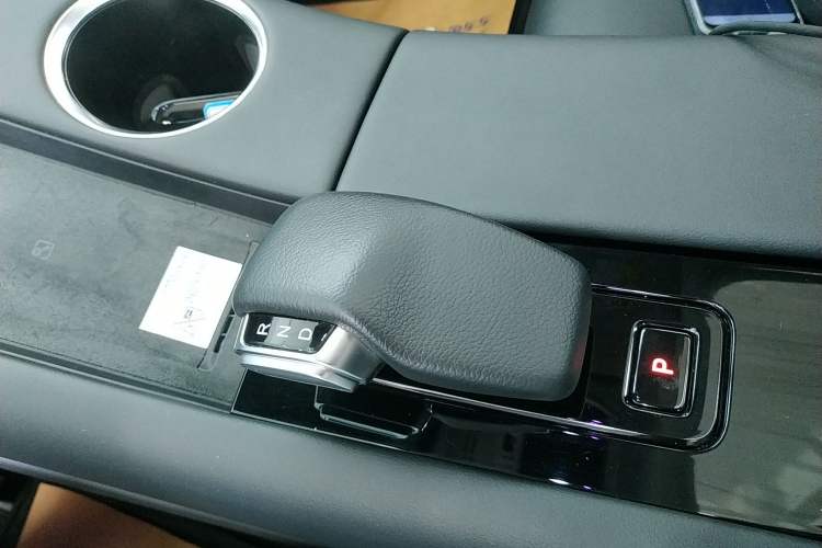 Used Hima AITO M5 2022 Extended-Range Four-Wheel Drive Performance Version
