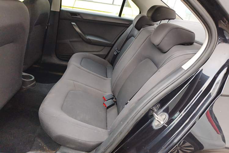 Used Volkswagen Santana 2015 1.4L Manual Fashion Edition
