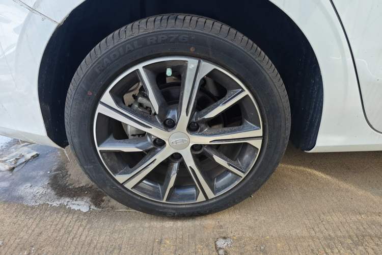 Used Geely Auto Emgrand 2023 4th Generation Champion Edition 1.5L CVT Prestige Model