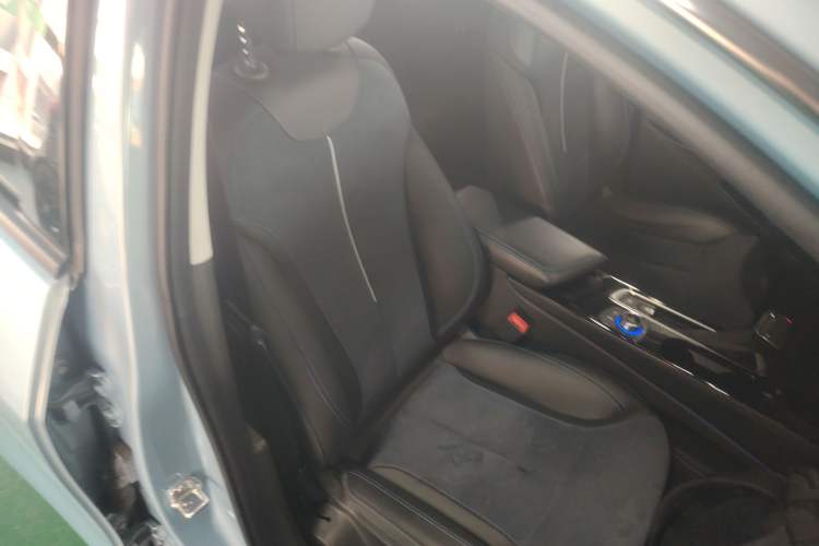 Used Buick Velite 6 2019 Connected & Smart
