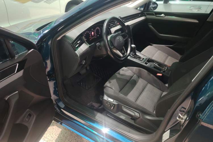 Used Volkswagen Variant 2021 2.0T Comfort Edition