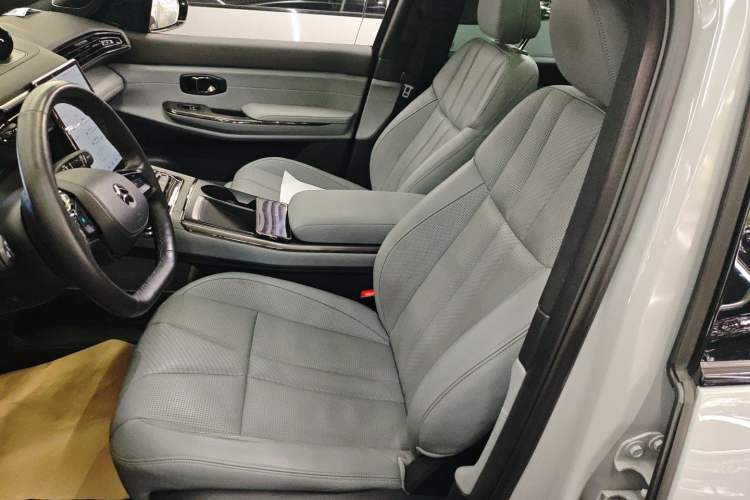 Used Nio ES8 2020 580 km Range Signature Edition Six-Seater Version
