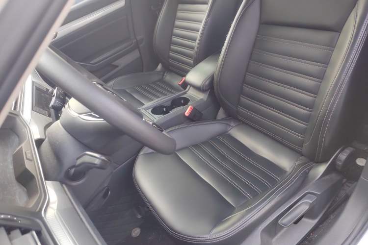 Used Volkswagen Lamando 2019 230TSI DSG Fashion Edition China VI
