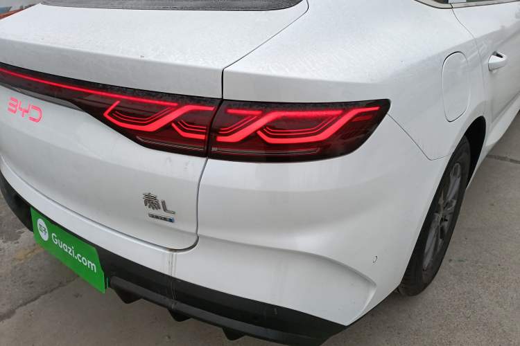 Used BYD Qin L 2025 DM-i Smart Drive 80KM Leading Model