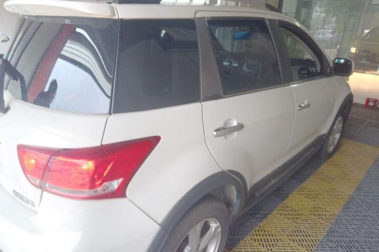 Used Haval H1 2017 Red Label 1.5L Manual Standard Model
