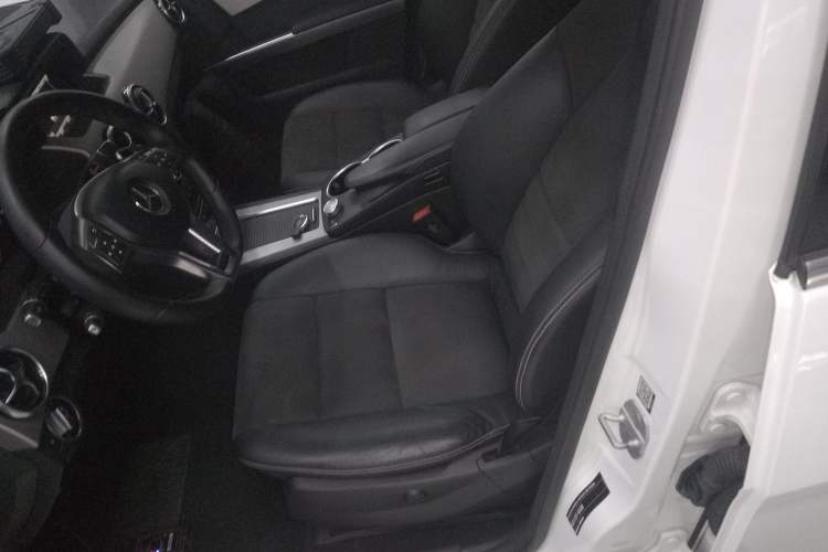 Used Mercedes-Benz GLK-Class 2015 GLK 300 4MATIC Fashion Edition Ultimate Version