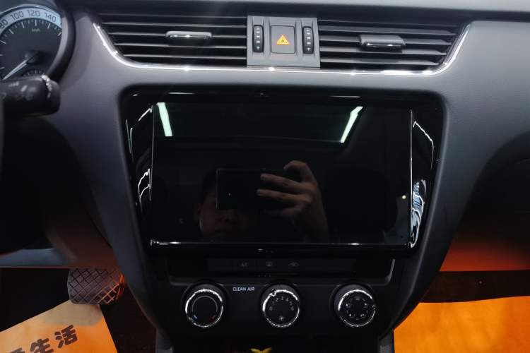 Used Skoda Octavia 2019 TSI280 DSG SmartDrive Luxury Edition China VI
