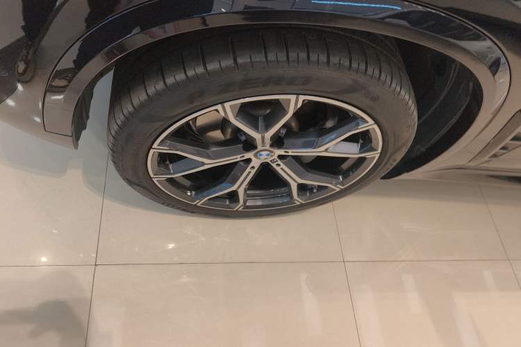 Used BMW X5 2023 xDrive 30Li Luxury M Sport Night Edition Package