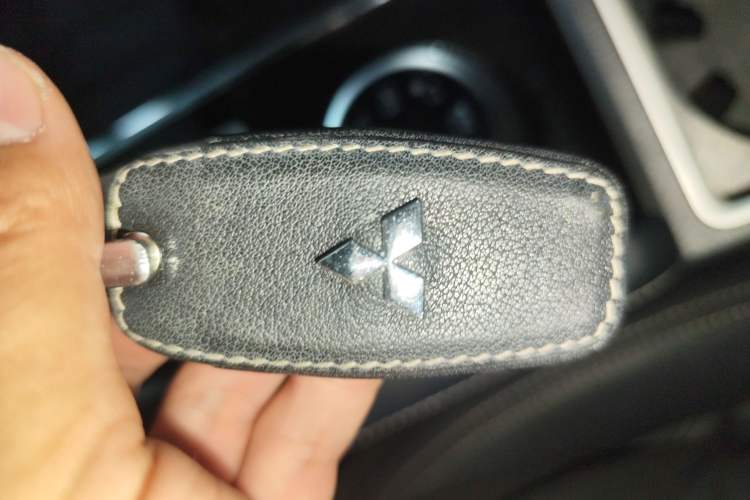 Used Mitsubishi Outlander 2023 1.5T CVT Four-Wheel Drive Prestige Edition 7 Seats