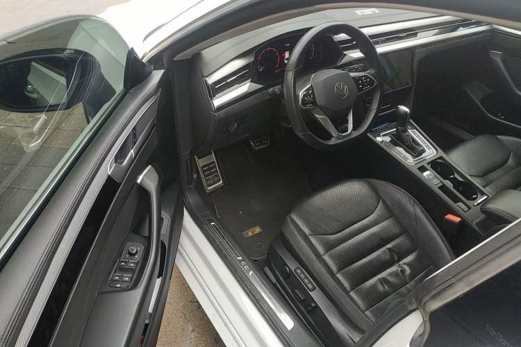 Used Volkswagen FAW-Volkswagen CC 2021 380TSI Striking Edition
