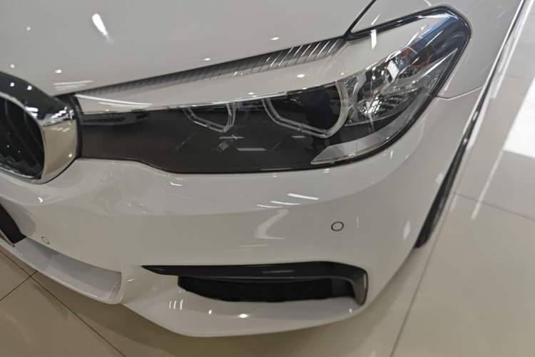 Used BMW 5 Series 2018 525i M Sport Package
