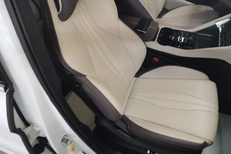 Used BYD Song PLUS New Energy 2025 EV Intelligent Driving Version 520km Premium Model
