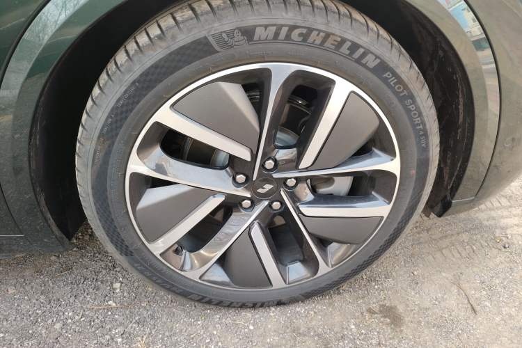 Used Li Auto L9 2024 Ultra Model