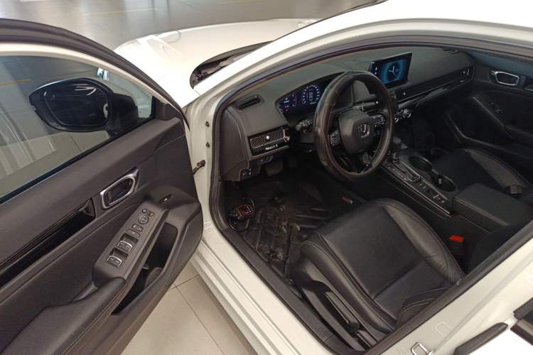 Used Honda Civic 2022 240TURBO CVT Dynamic Edition